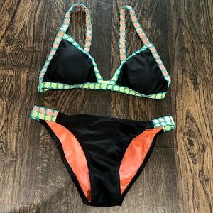 Black bikini with neon details!